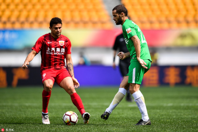 但他也曾多 但他也曾多