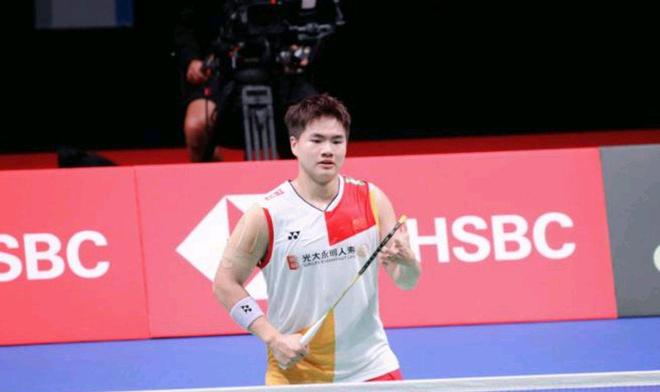 会纪录夺冠 会纪录夺冠