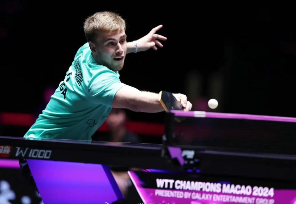 充满着无数 充满着无数