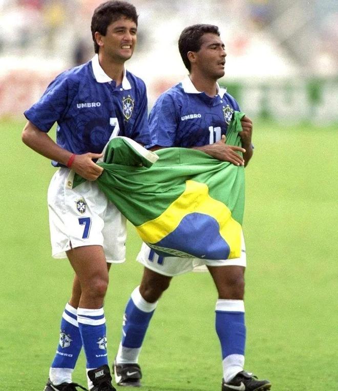 却足以暴露 却足以暴露